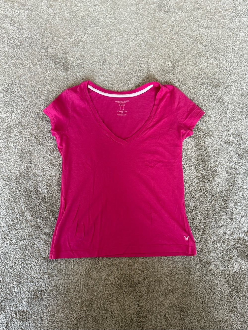American Eagle Favorite V Neck Tee Hot Pink Cotton Fitted Short Sleeve Top S